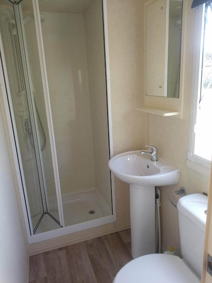 Rose Corner Appartement Axminster Buitenkant foto
